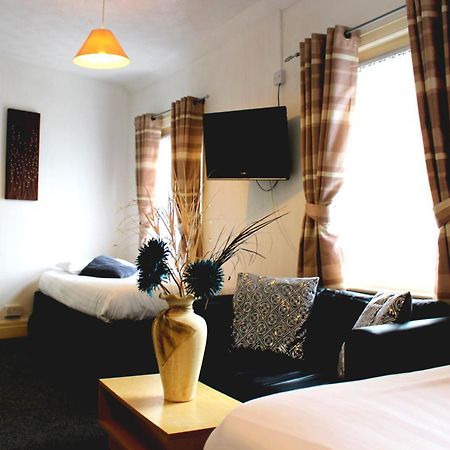 Henson Hotel Pleasure Beach Blackpool Exterior photo