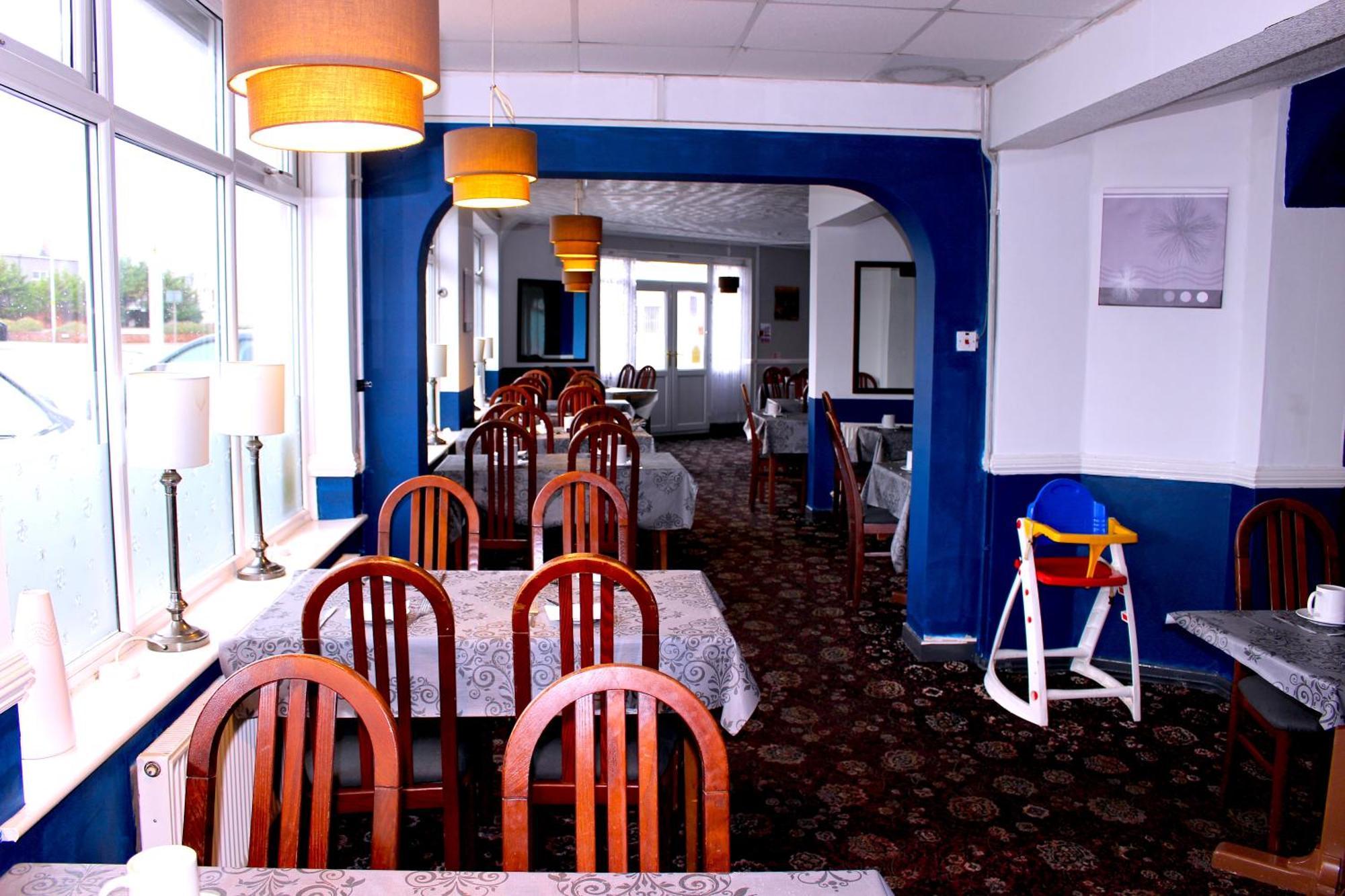 Henson Hotel Pleasure Beach Blackpool Exterior photo