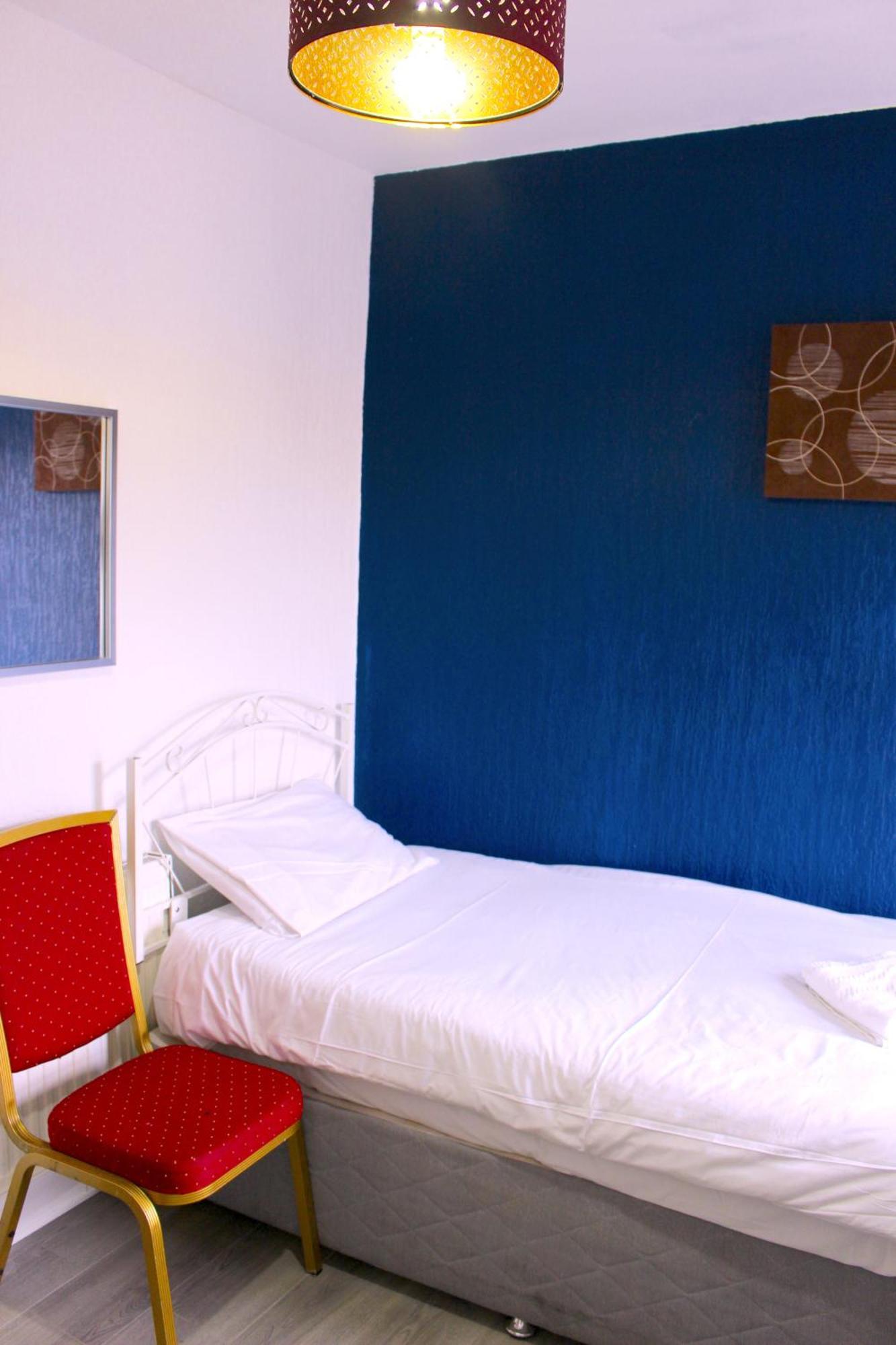 Henson Hotel Pleasure Beach Blackpool Exterior photo